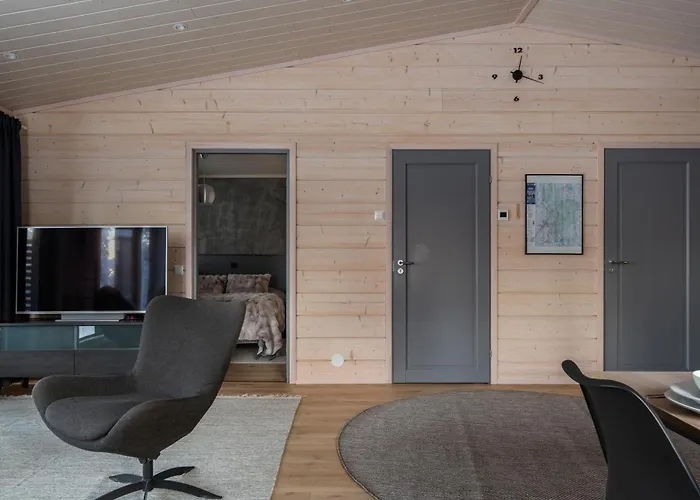 Louhi A Äkäslompolo